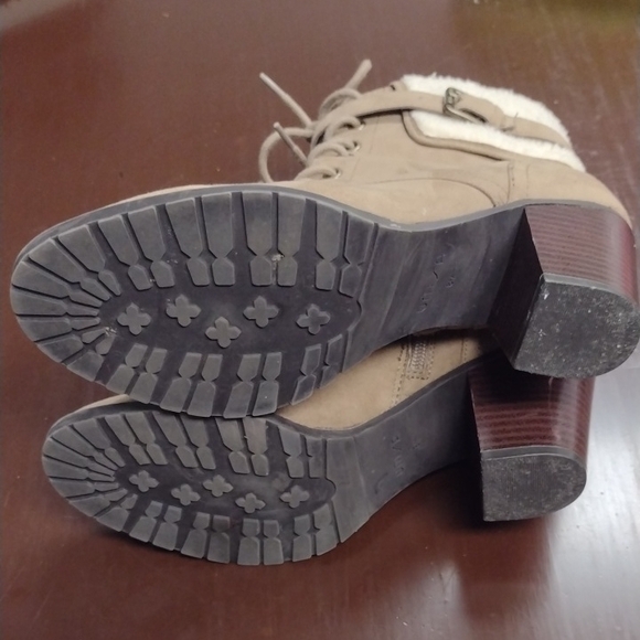 Women's Y2K Tan Ankle Boots - Picture 12 of 13